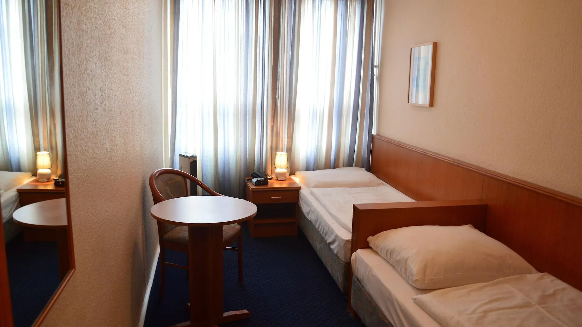 Hotel Mercedes/Centrum Hamborg Tyskland