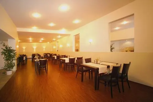 Hotel Mercedes/Centrum Гамбург